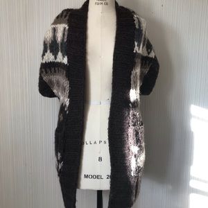 Beautiful Ruehl No.925 Hand Knit Cardigan